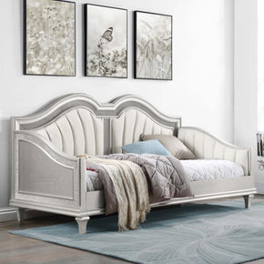 Evangeline Upholstered Twin Daybed Silver Oak