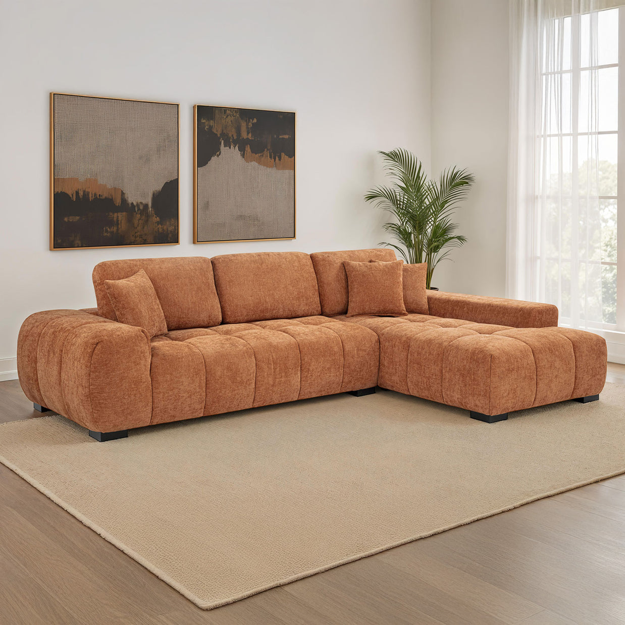 Modern Right-Facing Chaise Sectional Sofa in Upholstered Fabric | Exclusive Online Item
