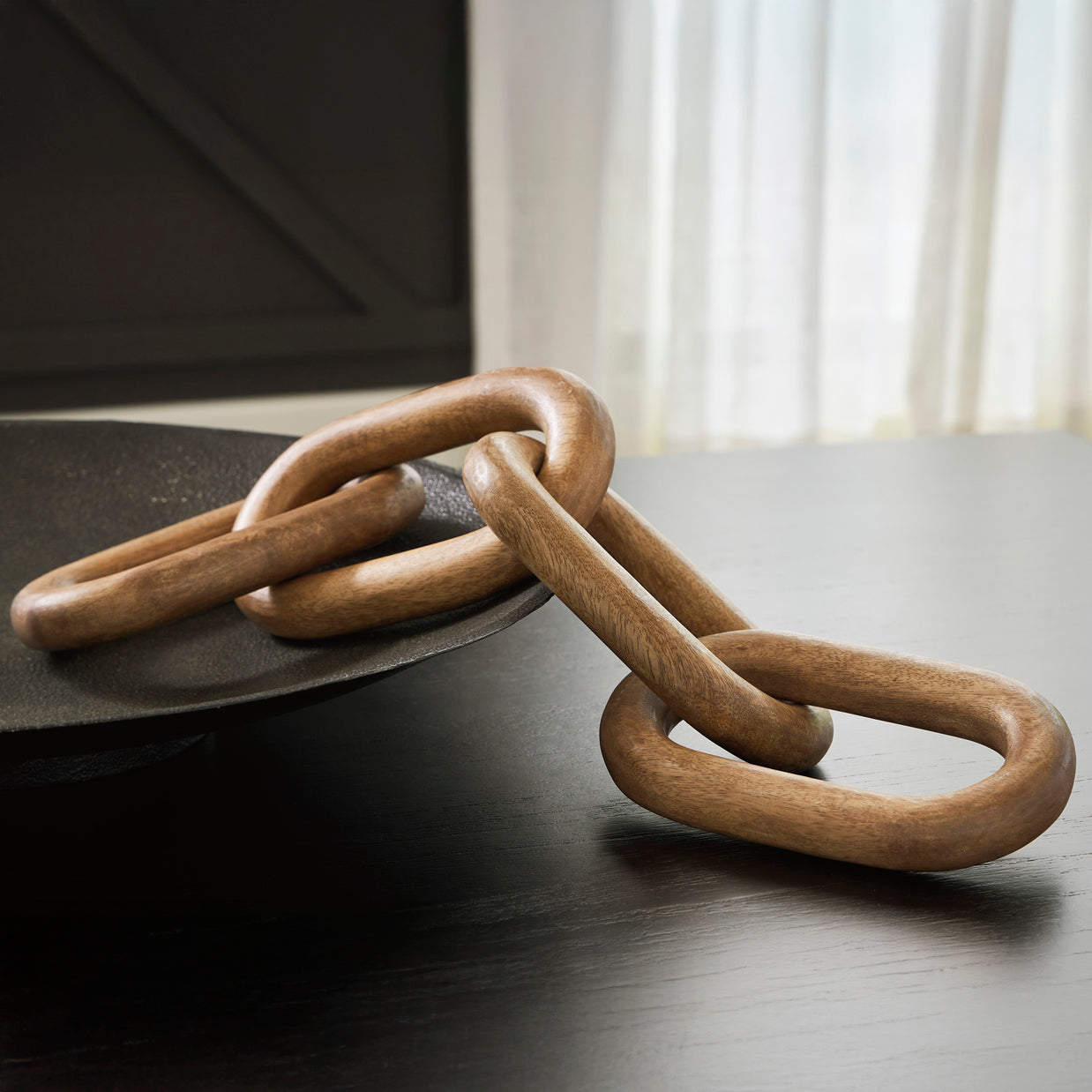 Interlocking Wood Ring Chain Decor