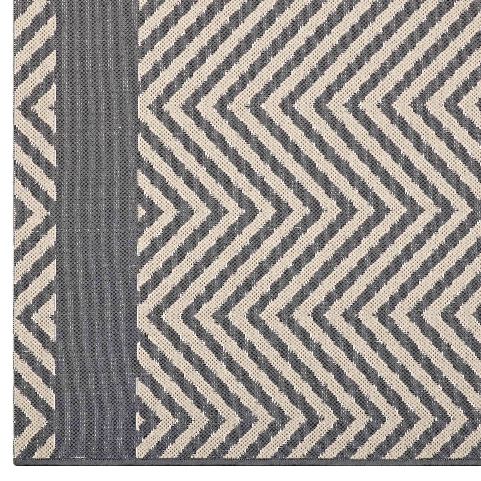 Neutral Geometric Chevron Rug