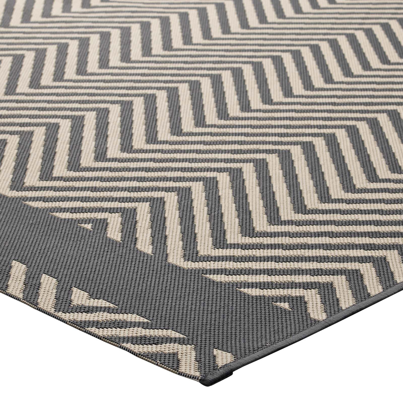 Neutral Geometric Chevron Rug