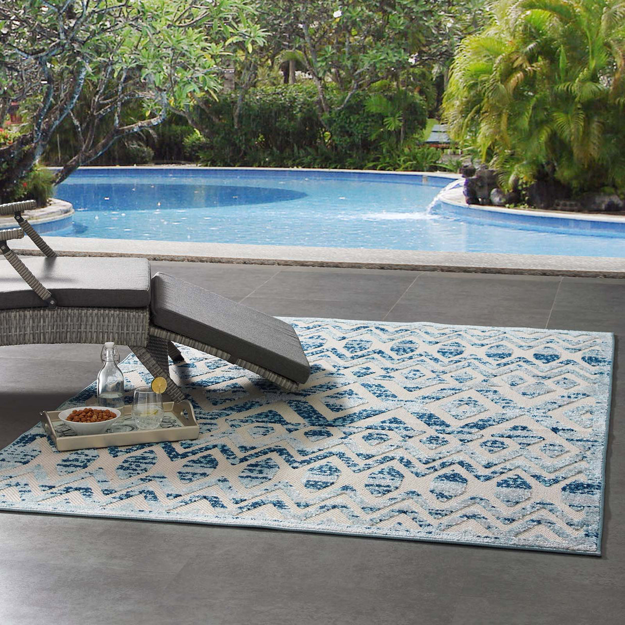 Moroccan Chevron Pattern Rug