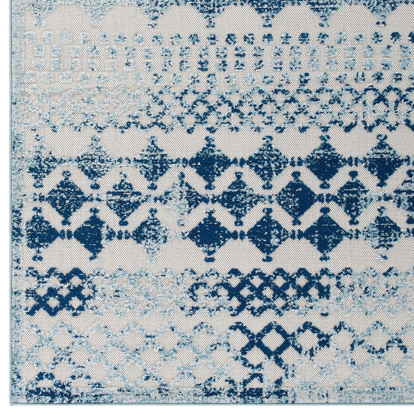 Abstract Moroccan Diamond Pattern Rug