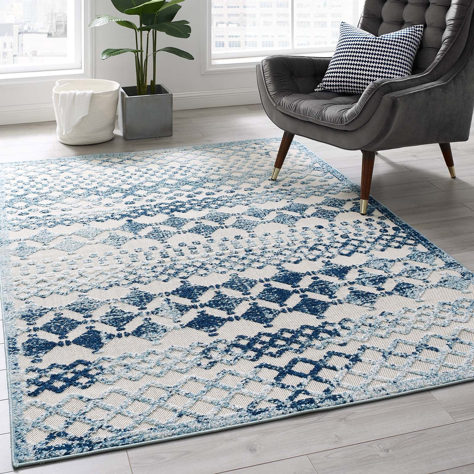 Abstract Moroccan Diamond Pattern Rug