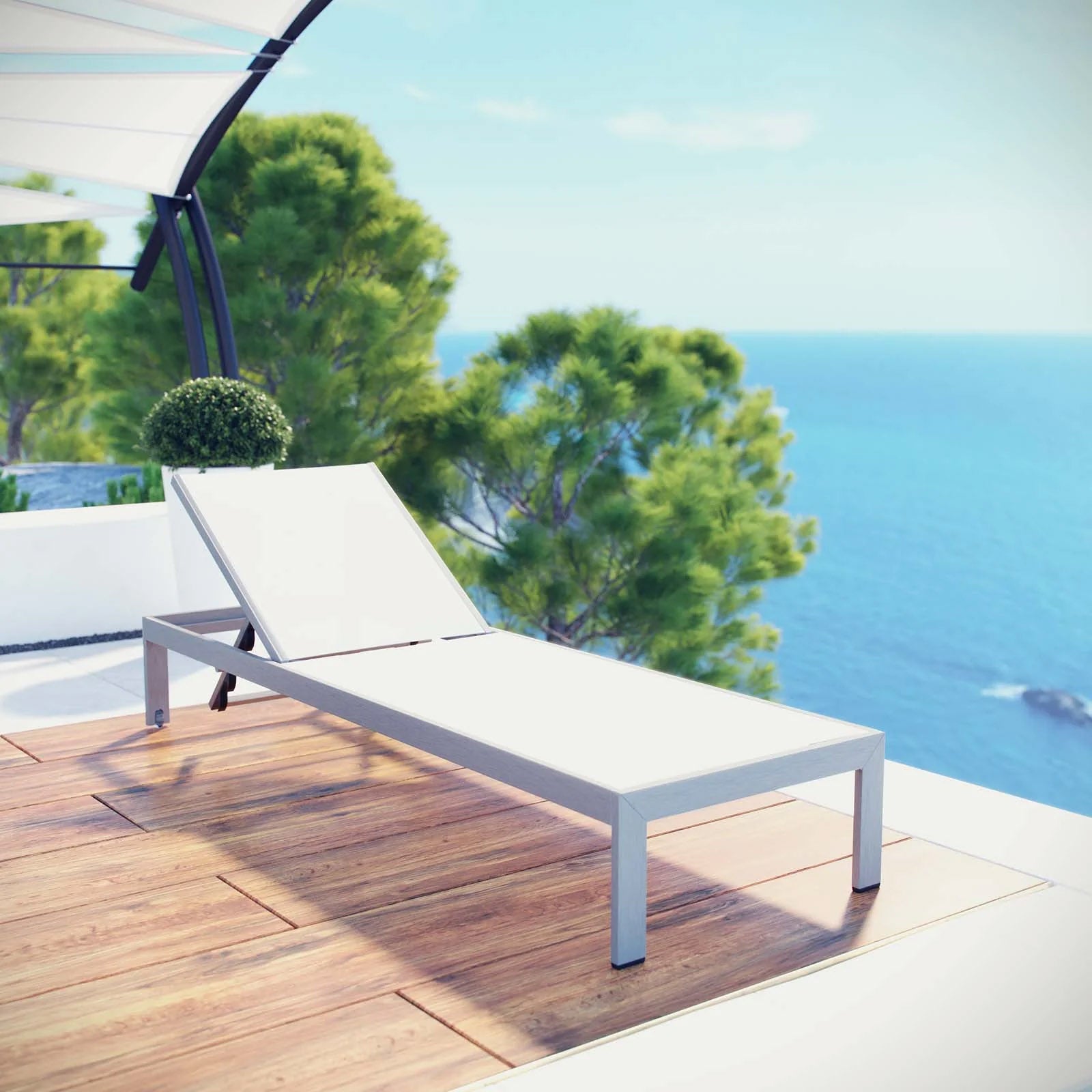 Outdoor Aluminum Mesh Chaise