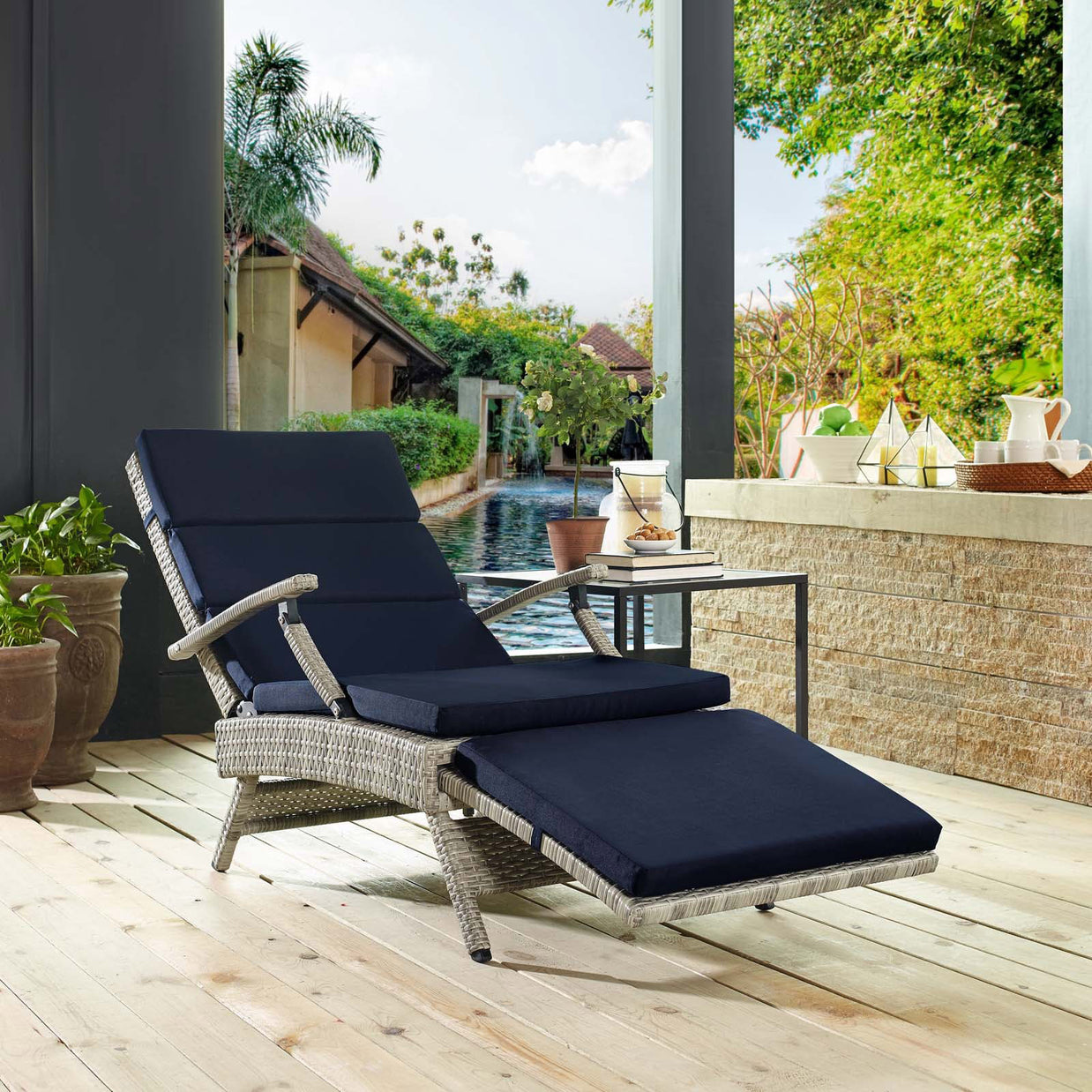 Outdoor Wicker Rattan Chaise