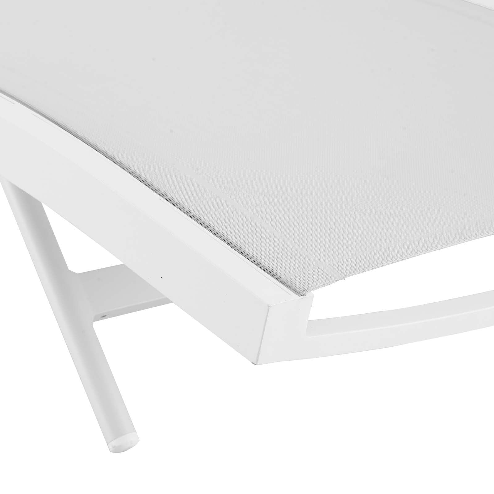 Contemporary Outdoor Mesh Chaise