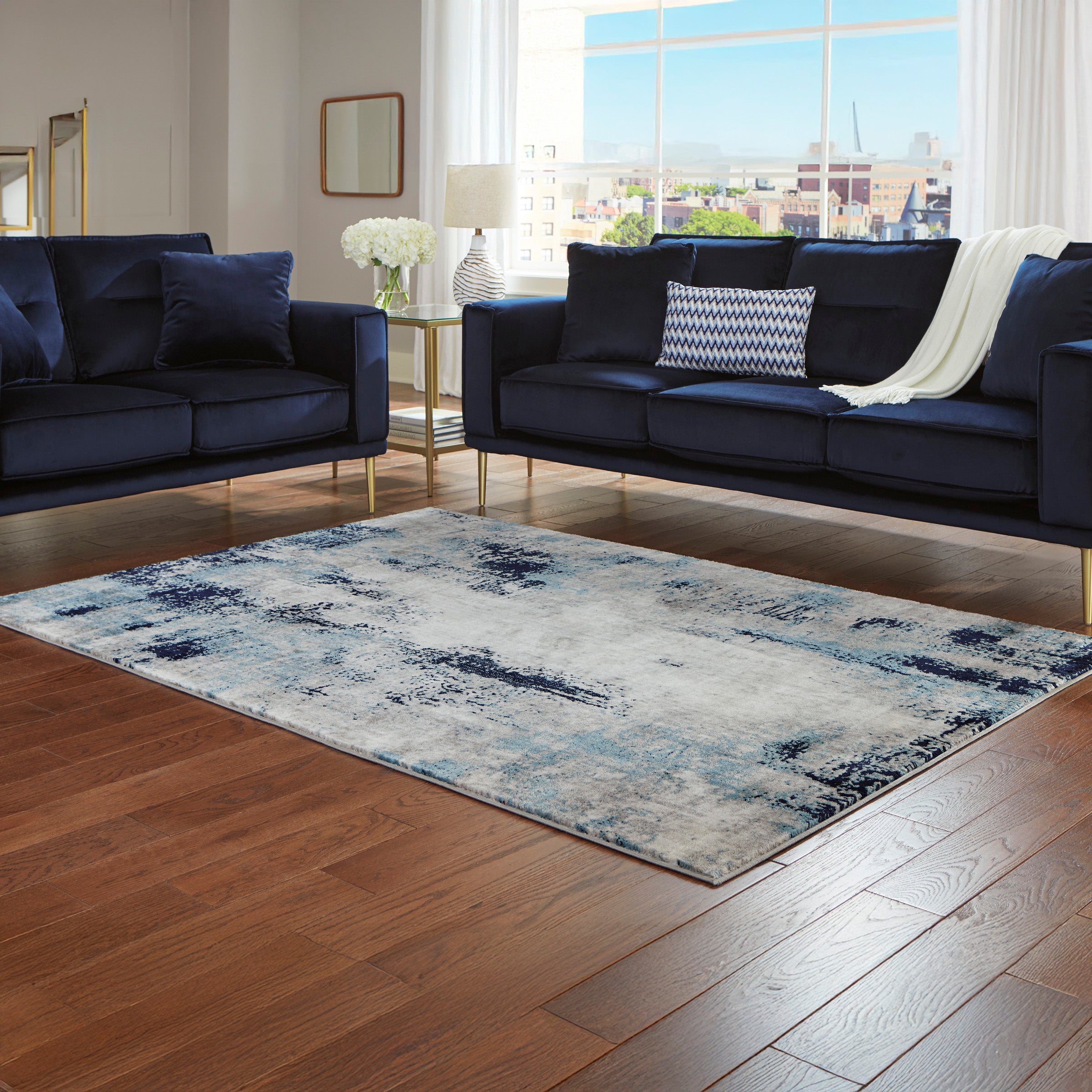 Modern Abstract Area Rug in White, Blue & Gray