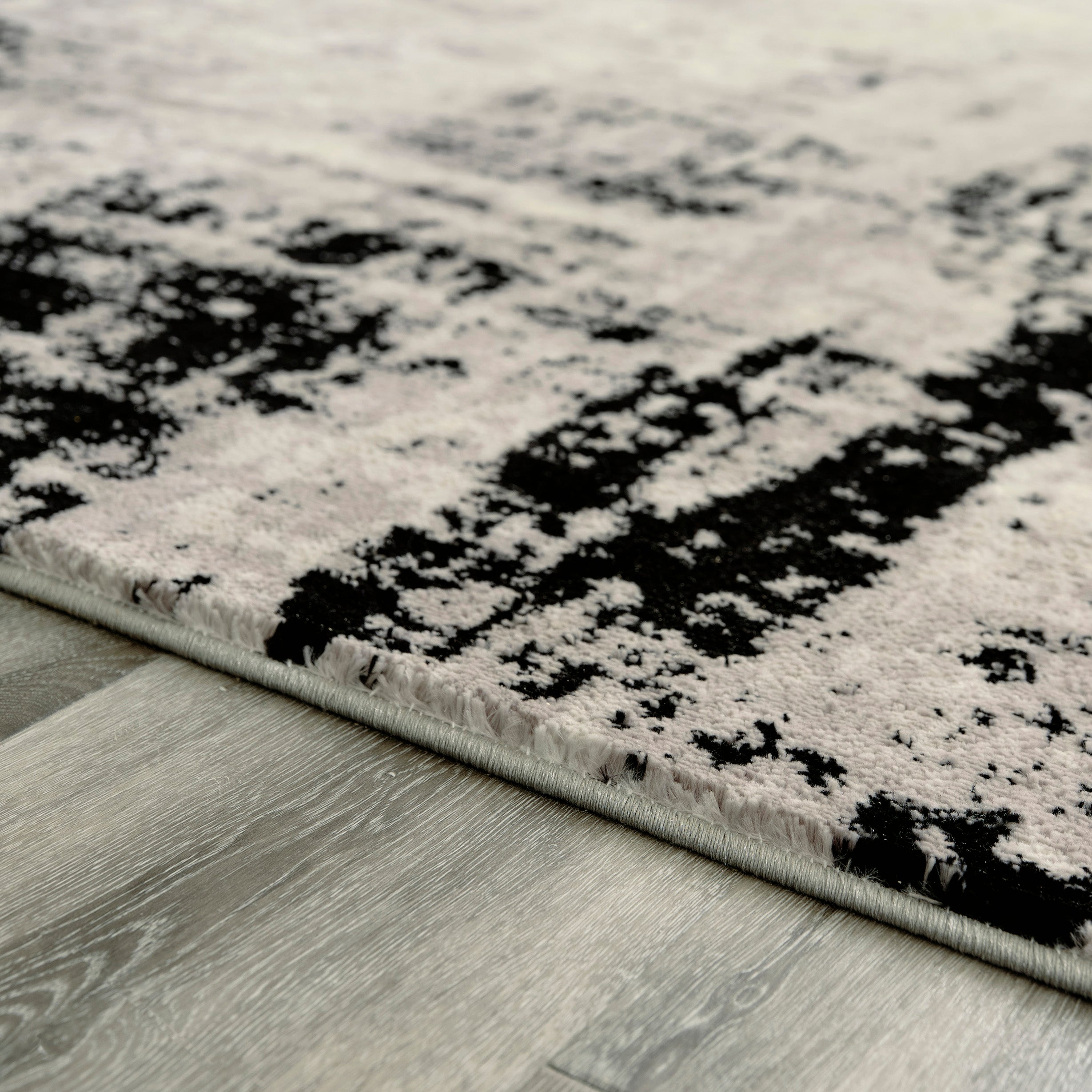 Noir Balance Abstract Area Rug