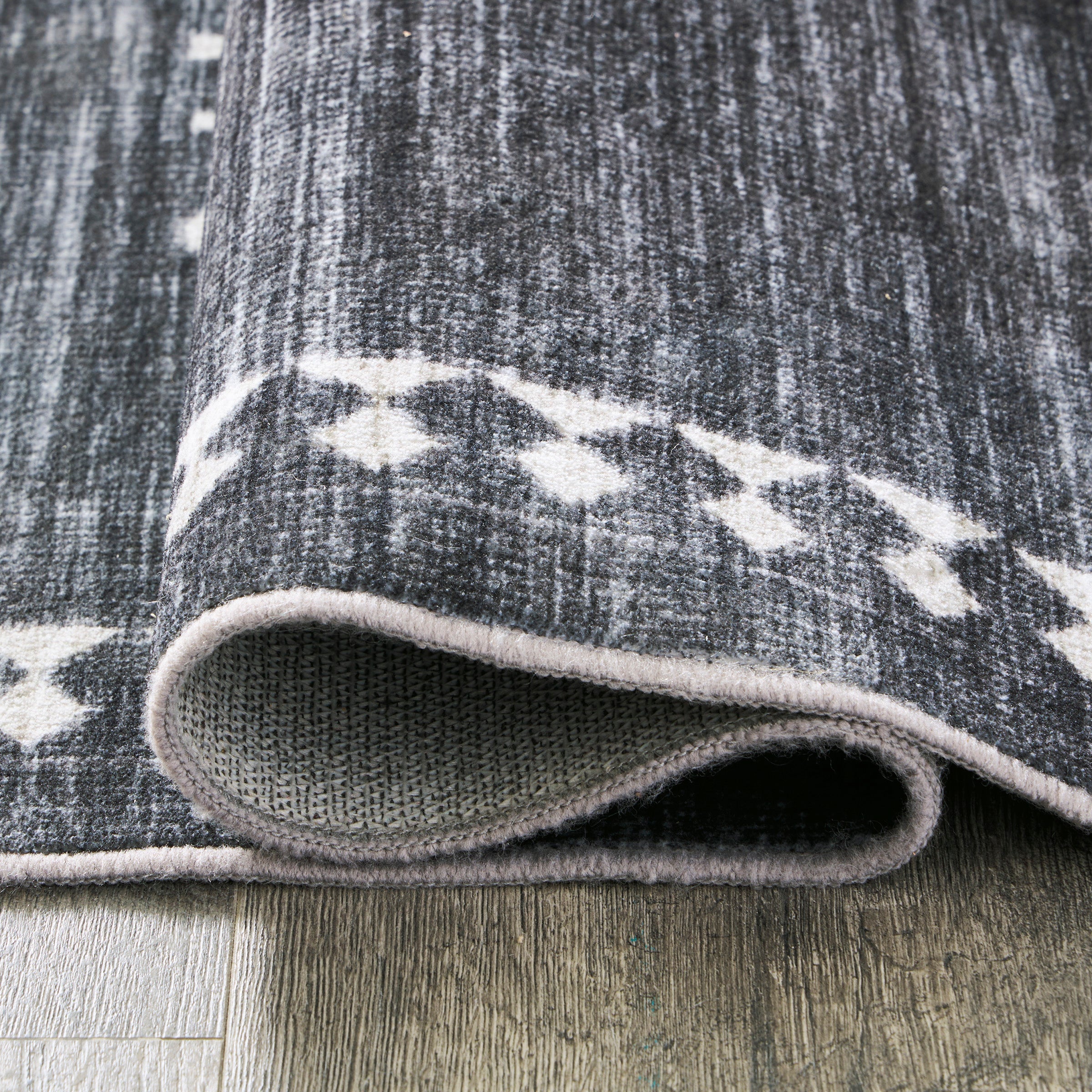 Distressed Geometric Washable Area Rug