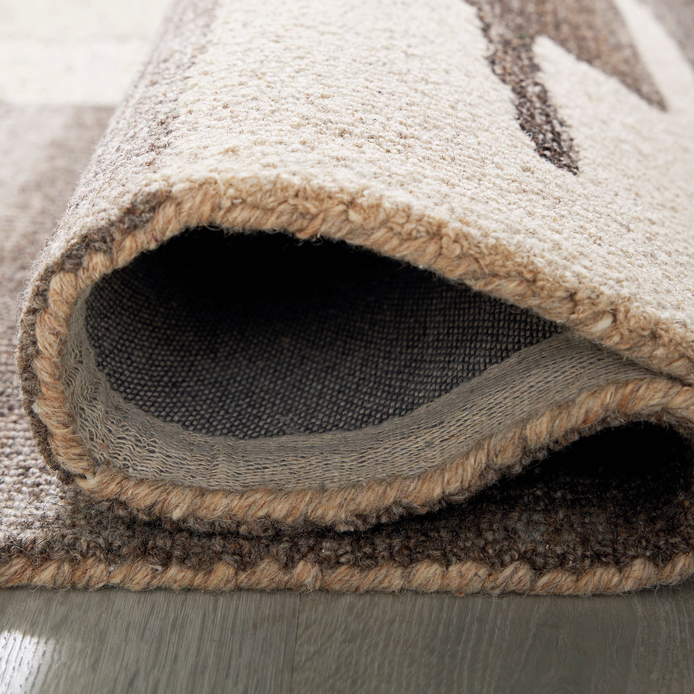 Global Abstract Hand-Tufted Wool Blend Area Rug