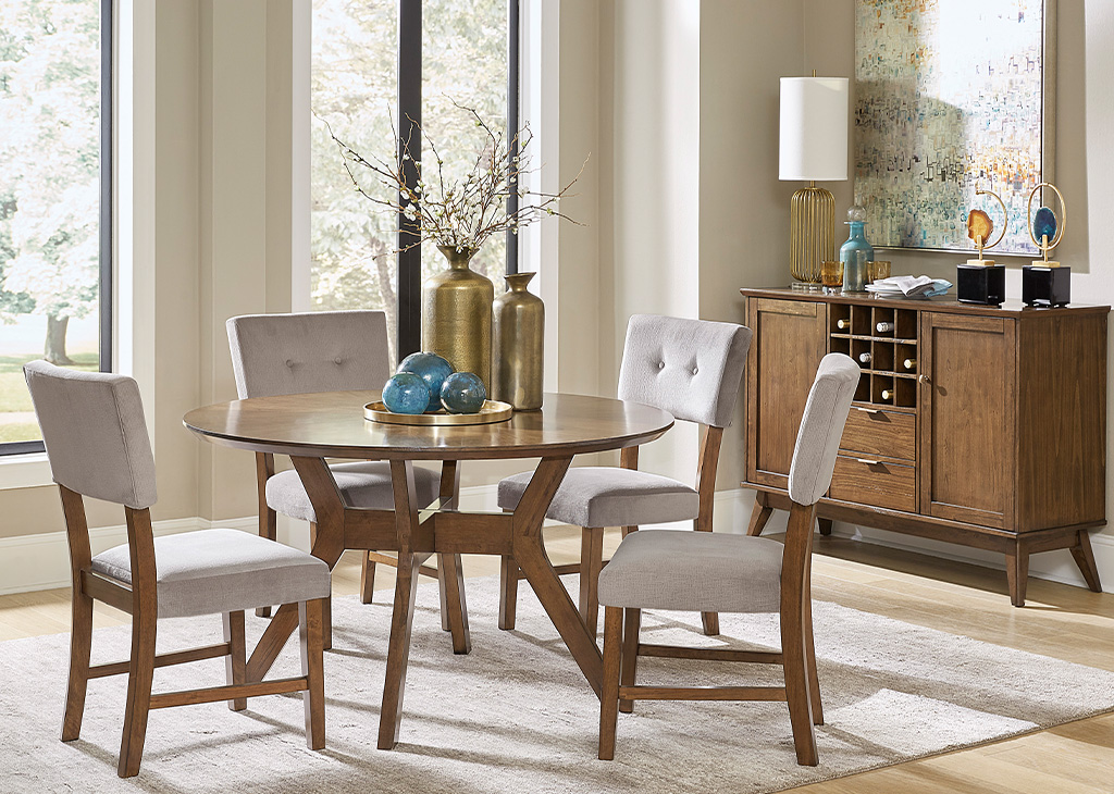 Round Mid-Century Inspired Oak Dining Table