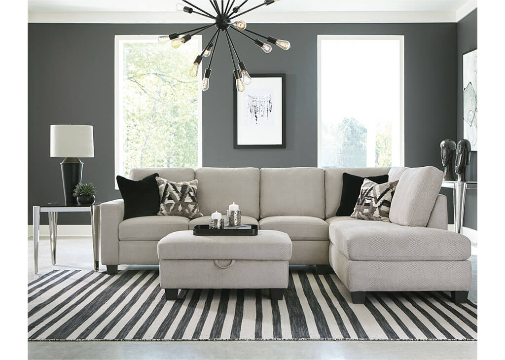 Modern Light Gray Sectional W Right