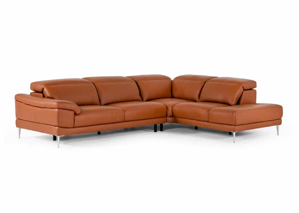 Contemporary Tan Leather Sectional w/ Right Facing Chaise